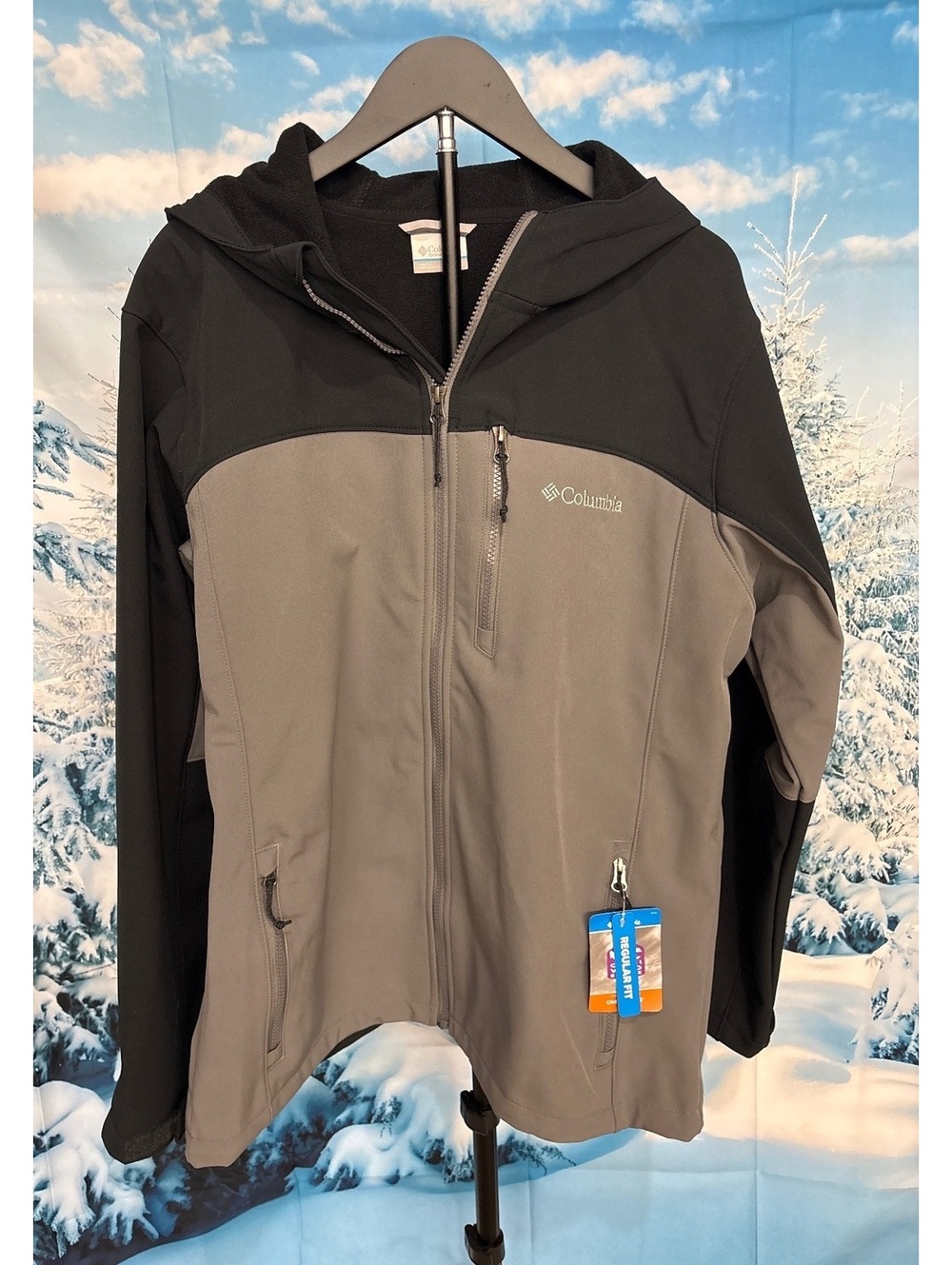 Columbia Men's Grey and Black Thunder River Hooded Softshell Jacket Size L NWT